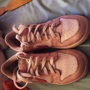 Nike shoes